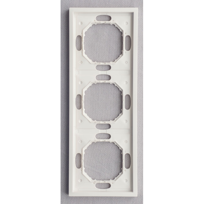 Ardero EF103-W рамка 3-местная универсальная, белый Soft Ardero EF103-W рамка 3-местная универсальная, белый Soft