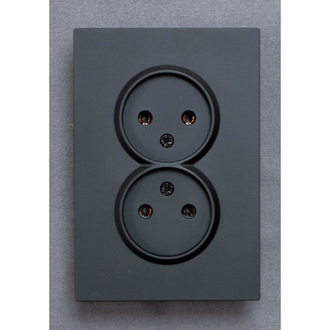 Ardero ER112-B розетка двойная без заземления чёрный 16А Soft Ardero ER112-B розетка двойная без заземления чёрный 16А Soft