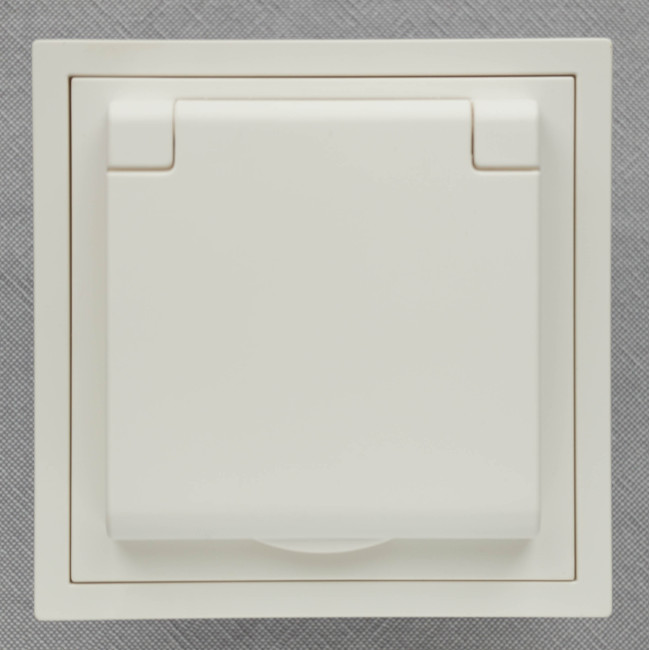 Ardero ER131-W розетка с заземлением, крышкой и шторками, механизм белый 16А Soft Ardero ER131-W розетка с заземлением, крышкой и шторками, механизм белый 16А Soft