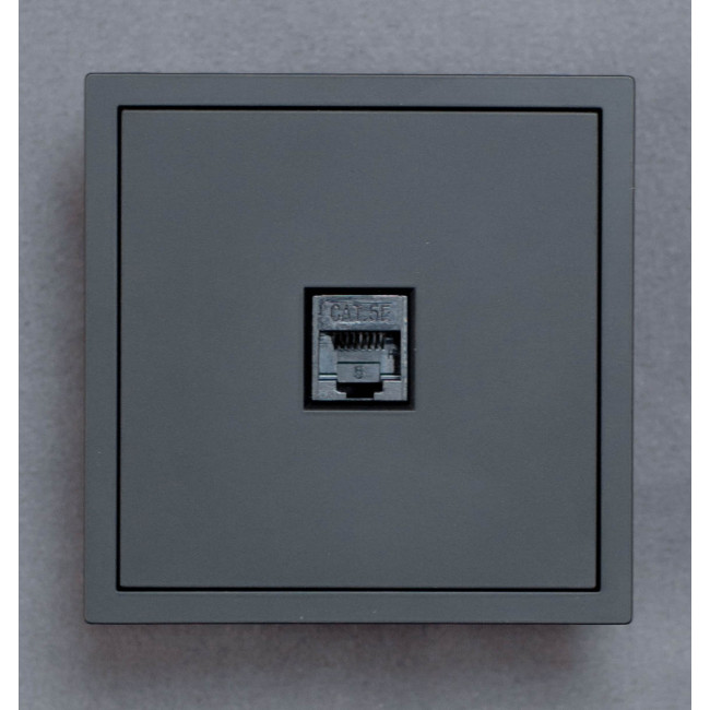 Ardero ER151PC-B розетка компьютерная механизм, чёрный Soft Ardero ER151PC-B розетка компьютерная механизм, чёрный Soft