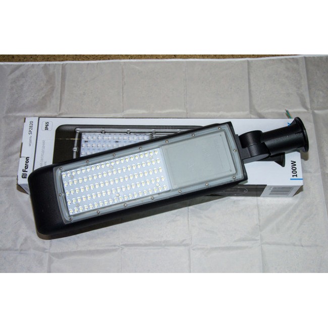 Вуличний світлодіодний світильник Feron SP2820 100W