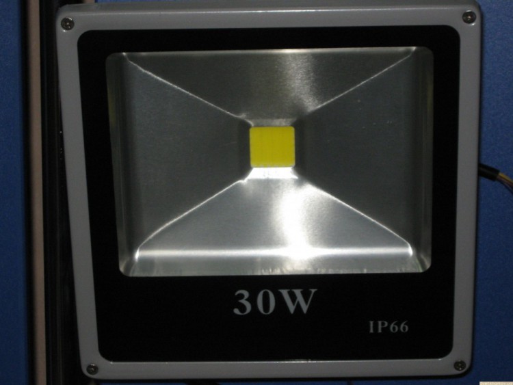 Світлодіодний прожектор LED31 30W Ecostrum /LED32 30W Ecostrum